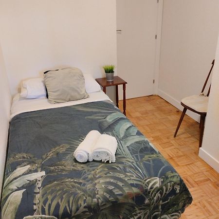 Habitacion Confort En Chamartin Madrid Extérieur photo